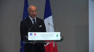 Conférence « Dérèglements climatiques et crises humanitaires  comprendre et agir » 09092015 [upl. by Kermit]