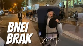 🇮🇱 DEEP INSIDE BNEI BRAK ULTRA ORTHODOX CITY Best Kosher Cholent Israeli Street Food Hunt Israel [upl. by Urd]