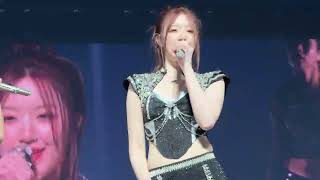 240915 여자아이들 GIDLE  LATATA live  Allstate Arena Chicago IL 4K Front Row Fancam [upl. by Damara]