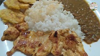 A LO ECUATORIANO  POLLO FRITO CON MENESTRA DE LENTEJA Y ARROZ [upl. by Blandina]