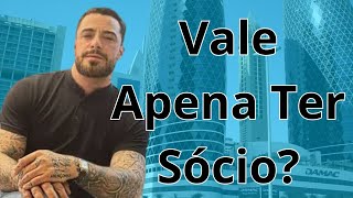 Felipe Titto  Vale Apena Ter Sócio [upl. by Coheman]