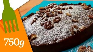 Recette de Gâteau moelleux aux noix  750g [upl. by Nnaul158]