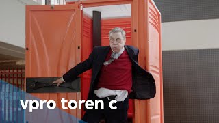 Kotsen in een dixi  Toren C [upl. by Haduj]