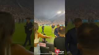 BESO VIRAL BECKHAM a la novia DE MESSI ANTONELA ROCUZZO [upl. by Htebiram]