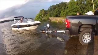 Trailering A Bayliner 185 in a Fast River Current [upl. by Stanfield]