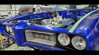 572 BIG BLOCK CHEVY INSTALL [upl. by Leduar]