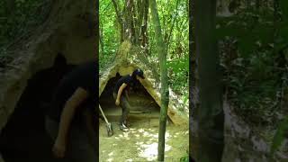 survival girlcampingbushcraft survivaldugout sheltersurvival buildhow to buildprimitive techn [upl. by Aniuqal233]