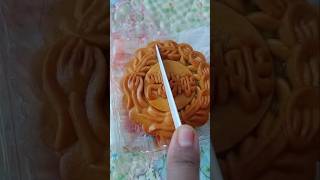 Moon Cake happymalaysiaday mooncake youtubeshorts yummy foryou food viralvideo chinese [upl. by Eb]