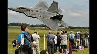 Awesome F22 Raptor Tail slide in Full control in this stunning display 4K [upl. by Olvan]