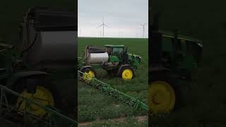 John Deere 412r Making Weeds Go Bye Bye On Dryland Cotton farming shorts sprayers [upl. by Ardnuahc]