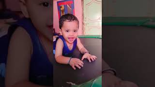 Masti time peehu 😆 jumping on tripoliyan baby shorts toddlers game 🎯 chikku moonish aneesha [upl. by Metah]