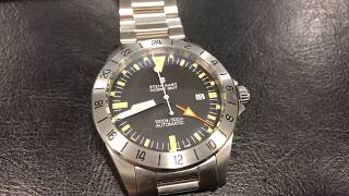 Steinhart Ocean Vintage GMT  movement of seconds hand [upl. by Jaenicke]