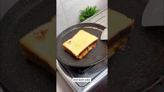 Aloo masala sandwich 🥪 recipe wo bhi jhatpat bạn jata h bcho ko jada youtubeshorts shorts [upl. by Ahsinrev]