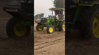 John deere 5039 in farming stuntfarm farming rajsthantractor bikanertractorstunt shorts [upl. by Keisling]