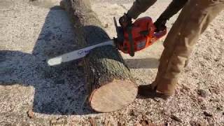 Holzfforma G372xp Cutting Wood [upl. by Jeavons]