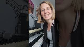 Le jour se lève Barbara Pravi en acoustique par Perrine Hope extrait piano voix [upl. by Jerri]