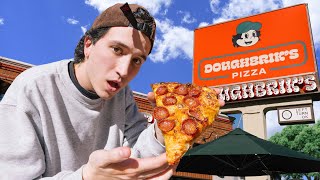 Pruebo la Pizzería de David Dobrik ¿Está buena [upl. by Aubrette425]