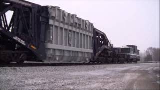 CSX Train W99125 with a High amp Wide Load on a Schnabel Car [upl. by Debra]