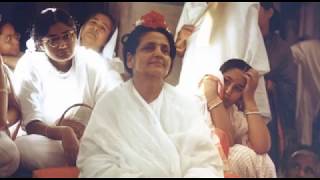 MS Subbulakshmi sings before Sri Ma Anandamayi at Bhimpura Ashram [upl. by Talley]