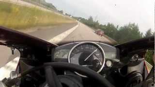 Yamaha R1 2004 300kmh [upl. by Yttak]