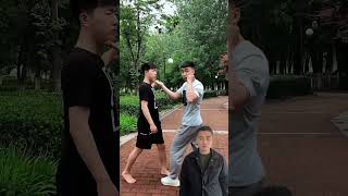 If someone hits you fight back with your elbow kungfuskills martialarts fighting [upl. by Mackler]