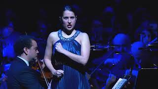 💜 Sara Blanch sings Der Hölle Rache kocht in meinem Herzen from Mozarts opera ZAUBERFLÖTE opera [upl. by Shaw41]