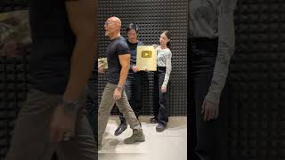 AZKA CORBUZIER DAPAT GOLD PLAY BUTTON BUKANNYA DIPUJI MALAH DILEDEK DEDDY CORBUZIER corbuzier [upl. by Madancy]