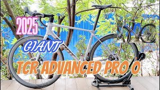 Giant Tcr Advanced Pro 0 Axs 2025  Mercury Color   Sram Force Axs 2x12 Groupset [upl. by Gabriella]