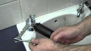 Change Tap washer using the Easy Tapsplitter Part 1 [upl. by Crocker]