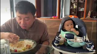 7 months baby eating with daddy daddysgirl cutebaby cute babygirll [upl. by Ahto213]