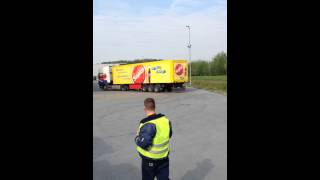 Talentfreier LKW Fahrer [upl. by Sheryle653]