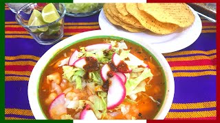 POZOLE ROJO DE POLLO EN OLLA DE PRESIÓN  FÁCIL RÁPIDO Y BUENÍSIMO [upl. by Inal]