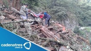 Derrumbe de cerro en Bolivia deja 2 personas muertas y 2 desaparecidas [upl. by Akinod]