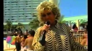 La vida es un carnaval  Celia Cruz con letralyrics en español [upl. by Atiuqet]