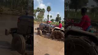 Eicher 380 vs 🌾💚Mahindra 415 di performance in deep mud trending trendingshorts tractorstunt [upl. by Kalb]