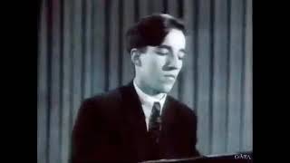 Vladimir Ashkenazy playing quotMazurka Op 33 N 2quot by Chopin [upl. by Ytok]