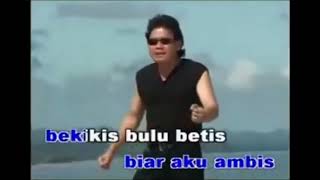 BERKIKIS BULU BETIS VERSI KARAOKE  HD 4K [upl. by Tandie]