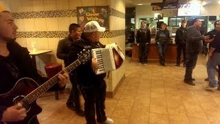 Corridos En El McDonalds Los Hermanos Marias [upl. by Ewens]