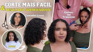 Como cortar cabelo cacheado em casa de outra pessoa ou sozinha  FÁCIL DE FAZER  curto em camadas✂️ [upl. by Elimay]