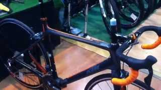 KTM Revelator Elite DI2 2014 en Buhobike [upl. by Attecnoc656]