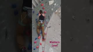 Klettern im Lead Kletterhalle Trier [upl. by Rod]