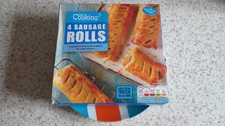 Lidl Frozen Sausage Rolls Snacks Food Review £119 424g New to Me [upl. by Wixted]