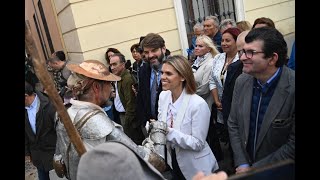 Alcalá de Henares homenajea a Cervantes con la procesión cívica y el Mercado Cervantino [upl. by Danialah600]