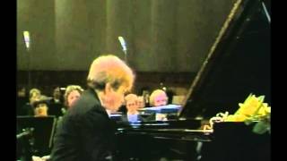 Gilels plays Sibelius  Bagatelle op 97 No 2 Laulu Song [upl. by Hiroshi689]