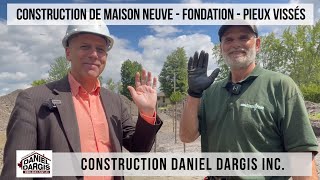 Pieux vissés de fondation pour la construction de maison neuve – Daniel Dargis ingénieur [upl. by Yeuh550]