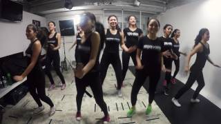 Escuela de ModelajeAcademia de ModelajeBogotáEnsayo Opening Pasarela Primavera Verano 2017 [upl. by Tarton]