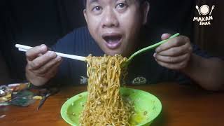 Mukbang mie sedap Goreng Ala Cheff Devina Hermawan Dengan mie Pipih yang Enak [upl. by Cirda370]