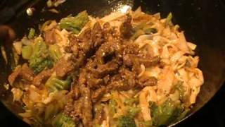 Low Carb Beef Lo Mein Shirataki noodles Recipe [upl. by Ayanahs741]