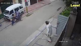 CCTV Footage  Thieves Caught Red Handed By The Owner While Stealing The Sideview Mirrors Of His Car [upl. by Acissev]