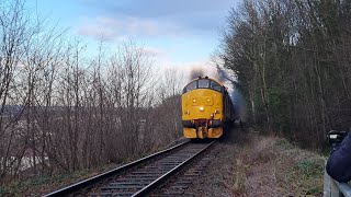 37403 thrashes up the hill at the Boness Winter Diesel Gala 2023 [upl. by Nylhtiak]